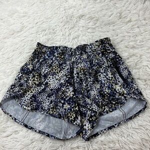 Lululemon Tracker Short V *4" Floral Metropolis Multi
